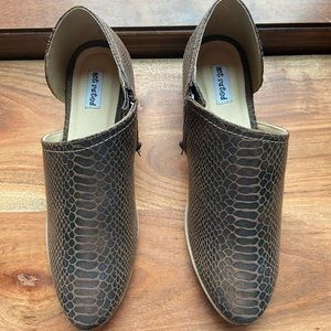 Not rated women’s shoes-NWOT